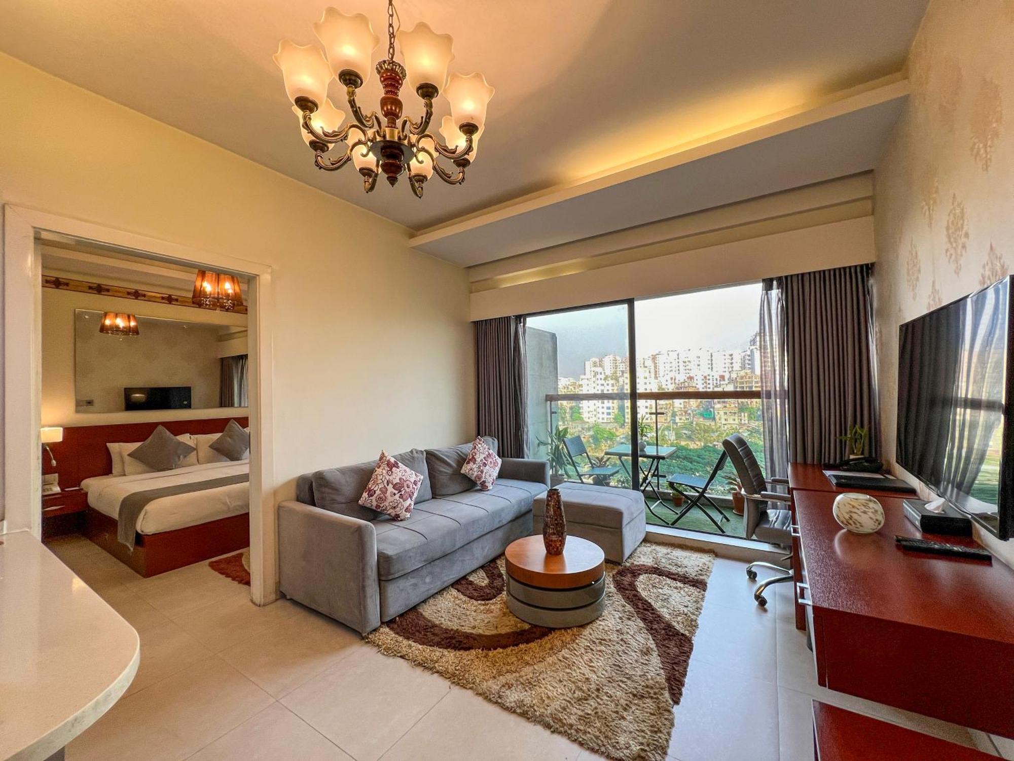 Coventina Lake Suites Dhaka Esterno foto
