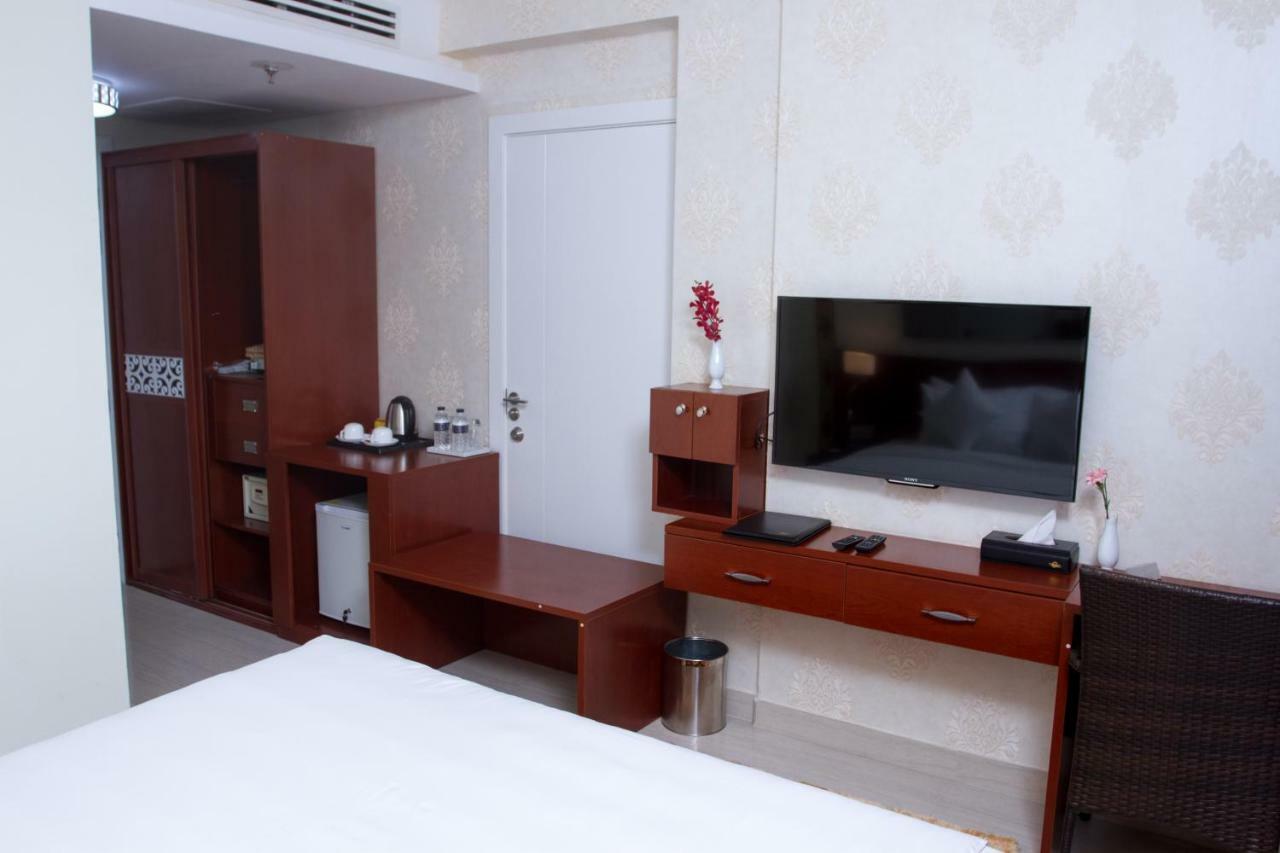 Coventina Lake Suites Dhaka Esterno foto