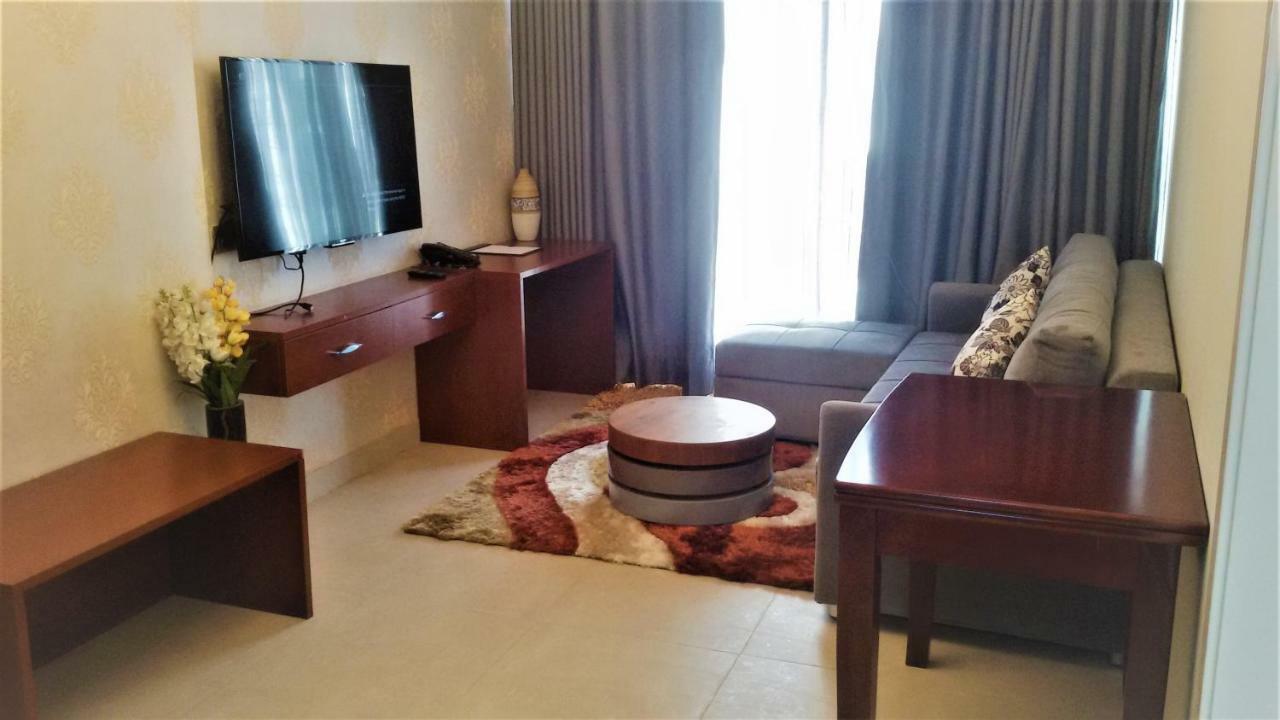 Coventina Lake Suites Dhaka Esterno foto