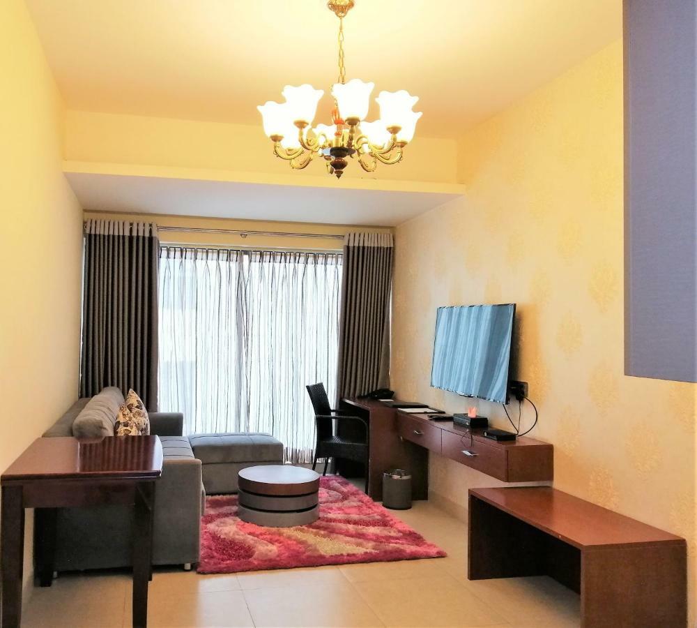 Coventina Lake Suites Dhaka Esterno foto